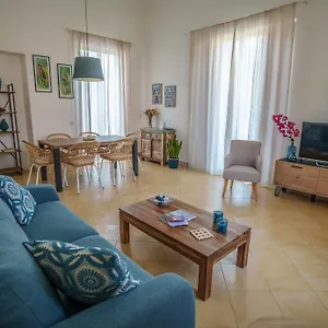 https://le-vele-mondello-villa-a-due-passi-dal-mare.sicilyhotelsitaly.net